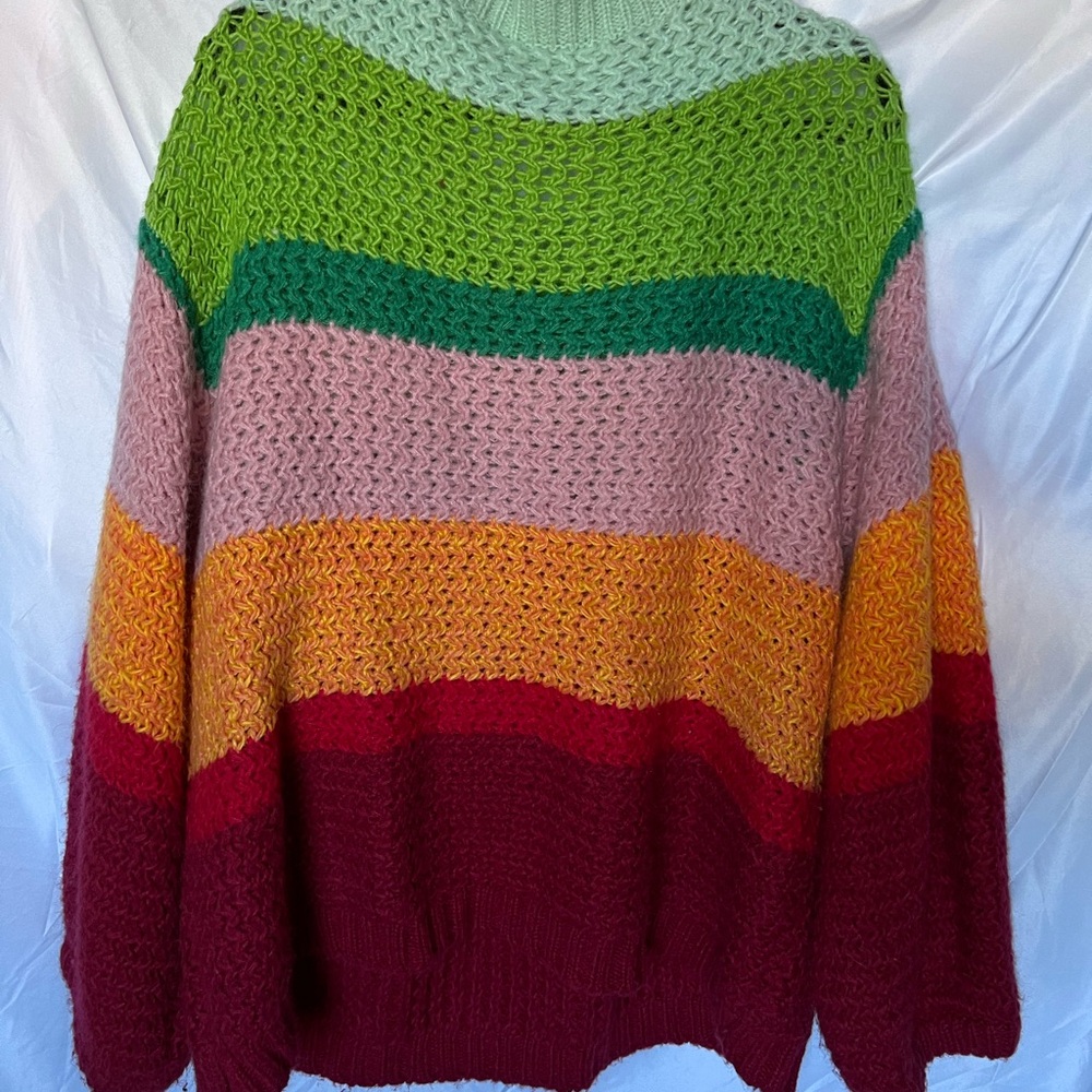 Farm Rio women’s crewneck crochet sweater - Picture 3 of 4